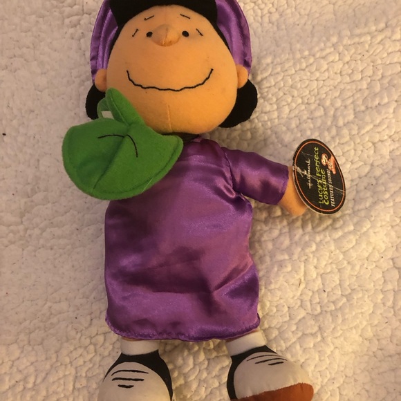Hallmark Peanuts Great Pumpkin Lucy’s Perfect Witch Costume Plush Talking Doll - Picture 5 of 10